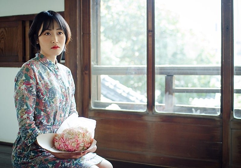 한옥 마루 자연광 인물 촬영 8
